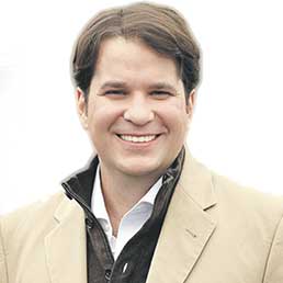 Nick Pavlov - RE/MAX logo